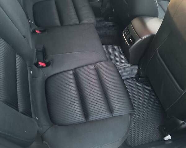 Серый Мазда 6, объемом двигателя 2.19 л и пробегом 195 тыс. км за 14300 $, фото 13 на Automoto.ua