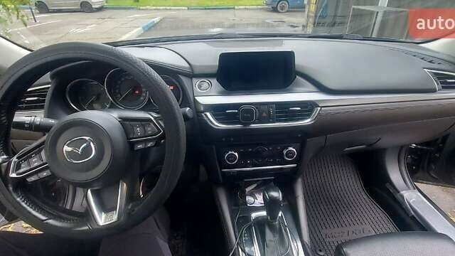 Серый Мазда 6, объемом двигателя 2.2 л и пробегом 180 тыс. км за 16500 $, фото 3 на Automoto.ua