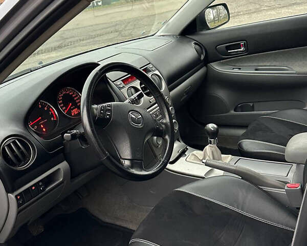 Сірий Мазда 6, об'ємом двигуна 1.8 л та пробігом 300 тис. км за 3500 $, фото 9 на Automoto.ua