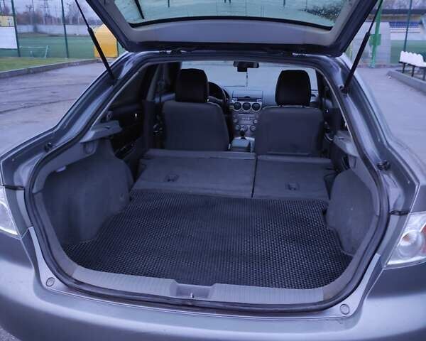 Серый Мазда 6, объемом двигателя 2 л и пробегом 337 тыс. км за 3700 $, фото 9 на Automoto.ua