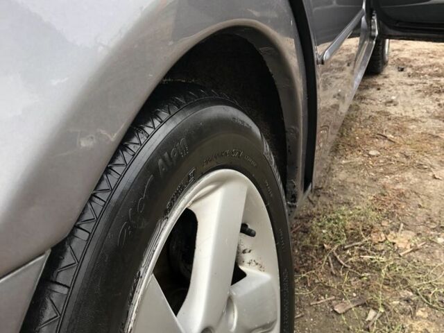 Сірий Мазда 6, об'ємом двигуна 2 л та пробігом 264 тис. км за 3000 $, фото 2 на Automoto.ua