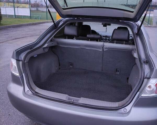 Серый Мазда 6, объемом двигателя 2 л и пробегом 337 тыс. км за 3700 $, фото 8 на Automoto.ua