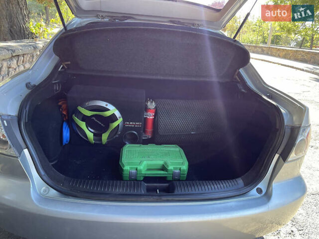 Сірий Мазда 6, об'ємом двигуна 2 л та пробігом 249 тис. км за 4300 $, фото 6 на Automoto.ua