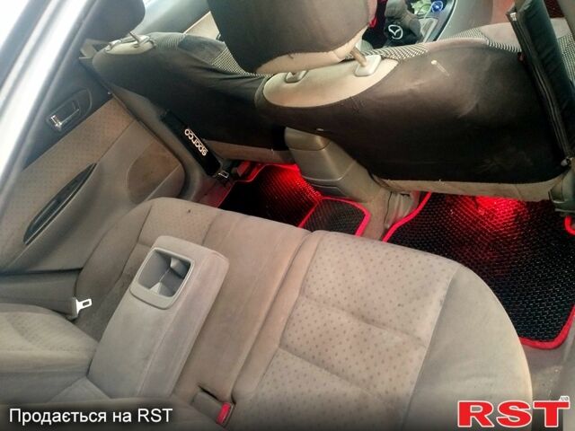 Мазда 6 2005 у Первомайськ на Automoto.ua Сірий Мазда 6, об'ємом двигуна 2 л та пробігом 371 тис. км за 4800 $, фото 5 на Automoto.ua