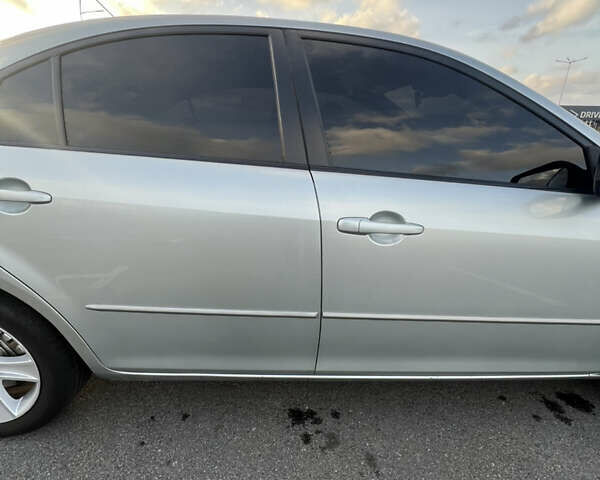 Серый Мазда 6, объемом двигателя 1.8 л и пробегом 232 тыс. км за 6700 $, фото 5 на Automoto.ua