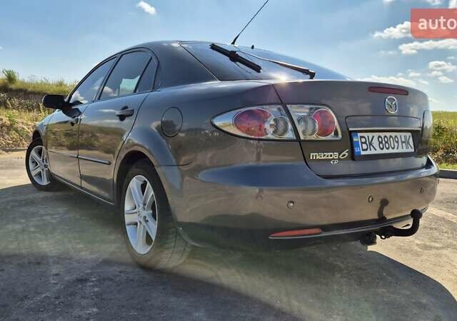 Сірий Мазда 6, об'ємом двигуна 2 л та пробігом 435 тис. км за 4300 $, фото 16 на Automoto.ua