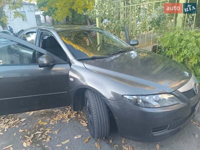 Серый Мазда 6, объемом двигателя 2 л и пробегом 369 тыс. км за 4150 $, фото 2 на Automoto.ua