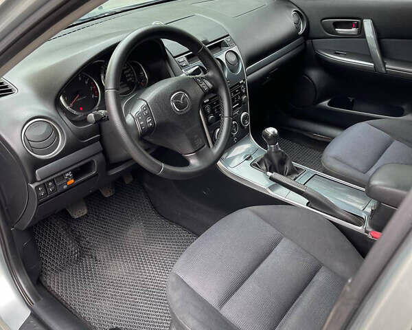 Серый Мазда 6, объемом двигателя 1.8 л и пробегом 312 тыс. км за 4000 $, фото 12 на Automoto.ua