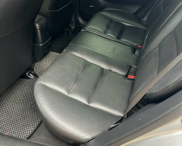 Серый Мазда 6, объемом двигателя 2.26 л и пробегом 230 тыс. км за 3750 $, фото 15 на Automoto.ua