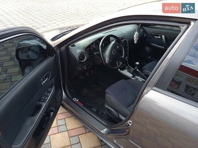 Серый Мазда 6, объемом двигателя 1.8 л и пробегом 196 тыс. км за 5200 $, фото 3 на Automoto.ua