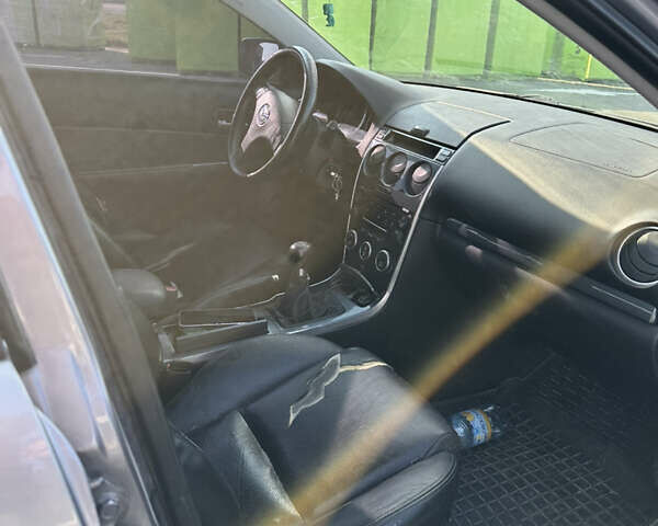 Сірий Мазда 6, об'ємом двигуна 2 л та пробігом 284 тис. км за 3500 $, фото 4 на Automoto.ua
