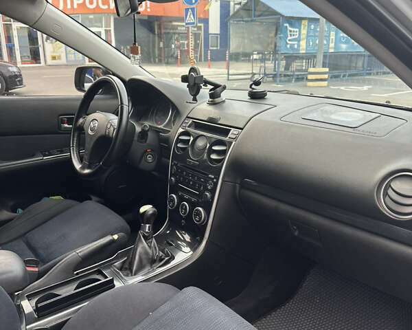 Серый Мазда 6, объемом двигателя 2 л и пробегом 280 тыс. км за 5300 $, фото 6 на Automoto.ua