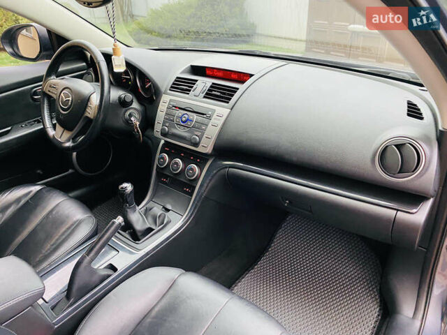 Сірий Мазда 6, об'ємом двигуна 2 л та пробігом 247 тис. км за 5700 $, фото 16 на Automoto.ua