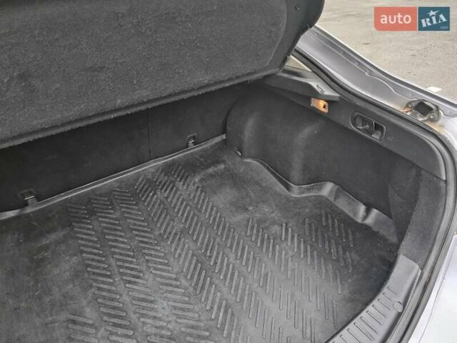 Сірий Мазда 6, об'ємом двигуна 2 л та пробігом 242 тис. км за 7000 $, фото 17 на Automoto.ua