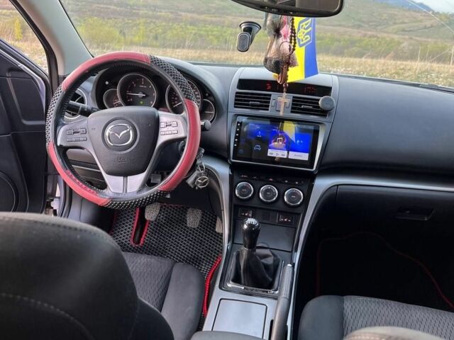 Серый Мазда 6, объемом двигателя 2 л и пробегом 185 тыс. км за 6000 $, фото 6 на Automoto.ua