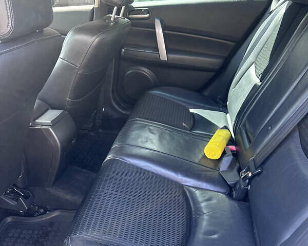 Сірий Мазда 6, об'ємом двигуна 2 л та пробігом 292 тис. км за 7600 $, фото 2 на Automoto.ua