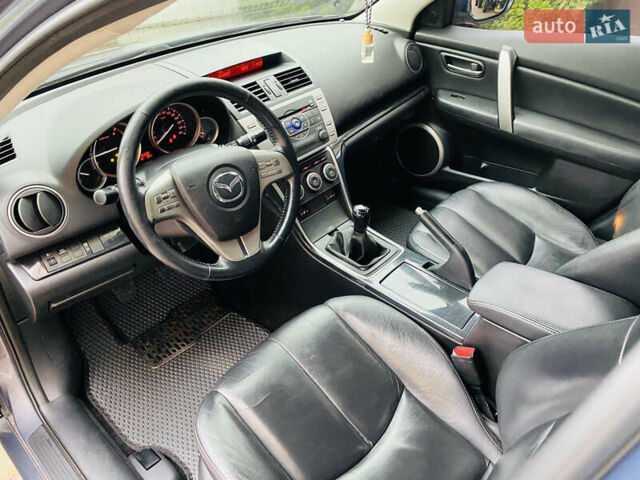 Сірий Мазда 6, об'ємом двигуна 2 л та пробігом 247 тис. км за 5700 $, фото 27 на Automoto.ua