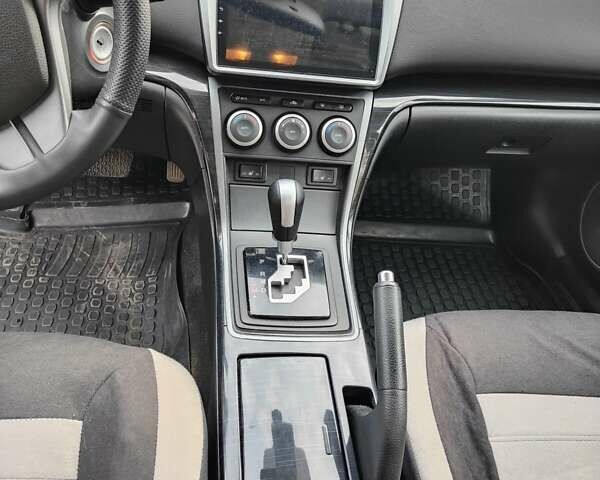 Сірий Мазда 6, об'ємом двигуна 2 л та пробігом 242 тис. км за 7000 $, фото 13 на Automoto.ua