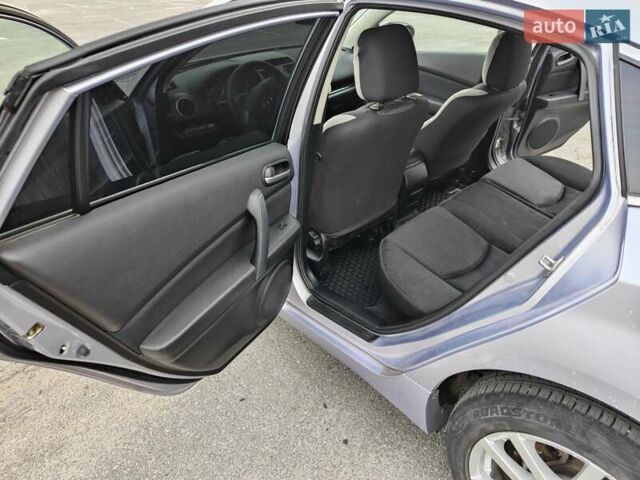 Сірий Мазда 6, об'ємом двигуна 2 л та пробігом 242 тис. км за 7000 $, фото 18 на Automoto.ua
