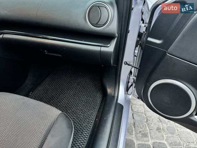 Серый Мазда 6, объемом двигателя 1.8 л и пробегом 220 тыс. км за 7400 $, фото 17 на Automoto.ua