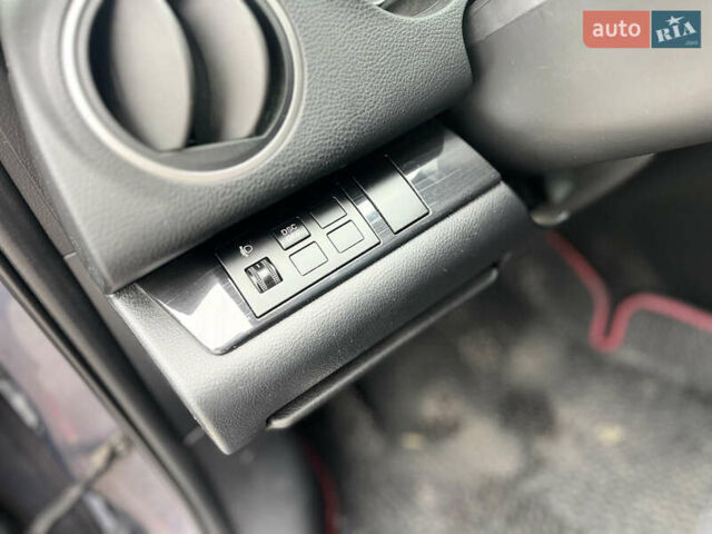 Сірий Мазда 6, об'ємом двигуна 2.18 л та пробігом 283 тис. км за 6700 $, фото 29 на Automoto.ua