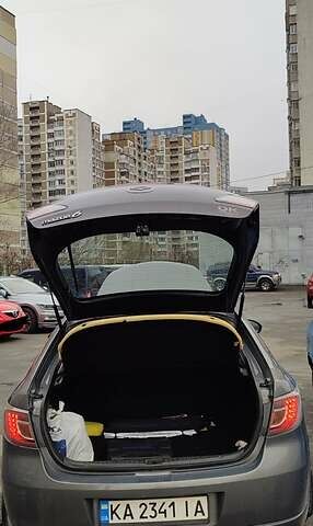 Серый Мазда 6, объемом двигателя 2 л и пробегом 290 тыс. км за 6500 $, фото 1 на Automoto.ua