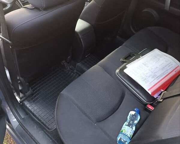 Серый Мазда 6, объемом двигателя 2 л и пробегом 310 тыс. км за 6700 $, фото 8 на Automoto.ua