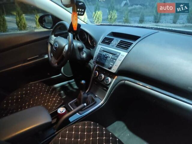 Серый Мазда 6, объемом двигателя 1.8 л и пробегом 301 тыс. км за 5700 $, фото 7 на Automoto.ua