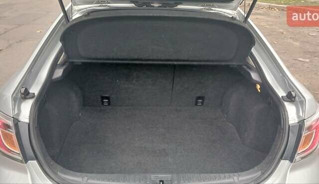 Серый Мазда 6, объемом двигателя 2.18 л и пробегом 277 тыс. км за 7700 $, фото 6 на Automoto.ua