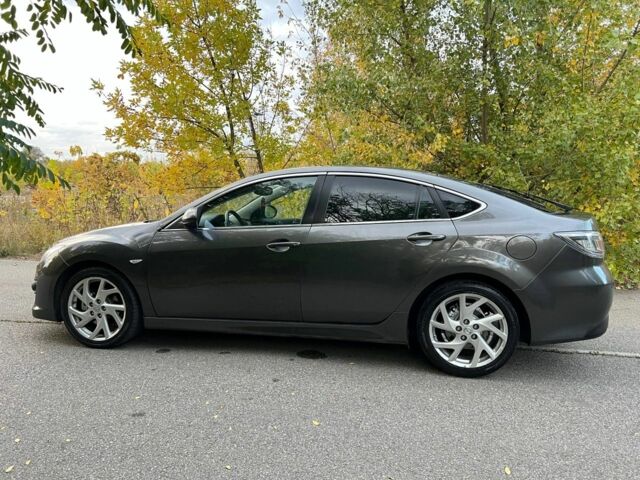 Серый Мазда 6, объемом двигателя 2.2 л и пробегом 280 тыс. км за 7800 $, фото 7 на Automoto.ua