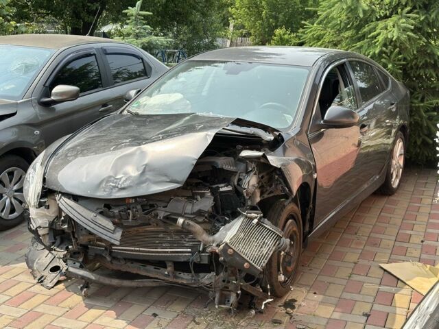 Сірий Мазда 6, об'ємом двигуна 2.2 л та пробігом 270 тис. км за 3800 $, фото 3 на Automoto.ua