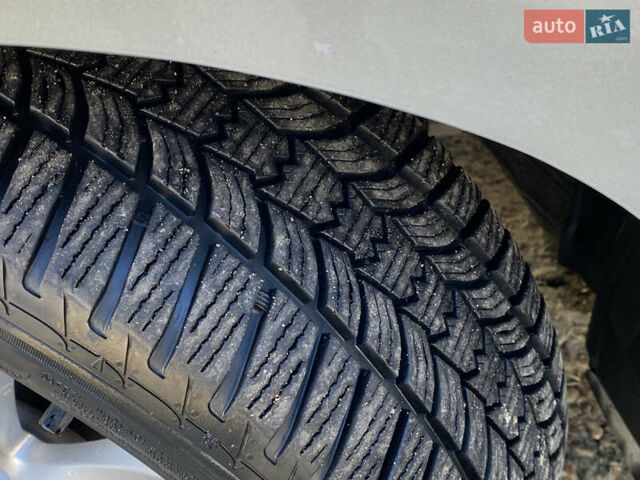 Серый Мазда 6, объемом двигателя 2.18 л и пробегом 271 тыс. км за 8000 $, фото 28 на Automoto.ua