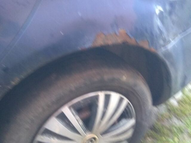 Синий Мазда 6, объемом двигателя 1.8 л и пробегом 360 тыс. км за 1100 $, фото 7 на Automoto.ua