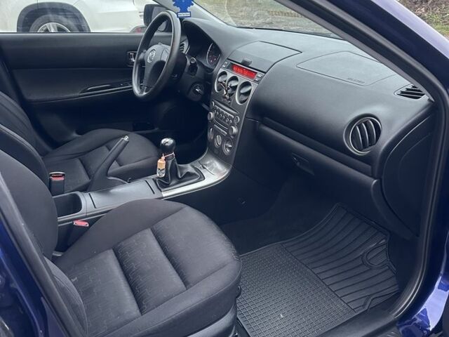 Синій Мазда 6, об'ємом двигуна 1.8 л та пробігом 168 тис. км за 4800 $, фото 5 на Automoto.ua