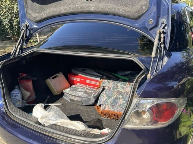 Синий Мазда 6, объемом двигателя 2 л и пробегом 389 тыс. км за 3980 $, фото 5 на Automoto.ua