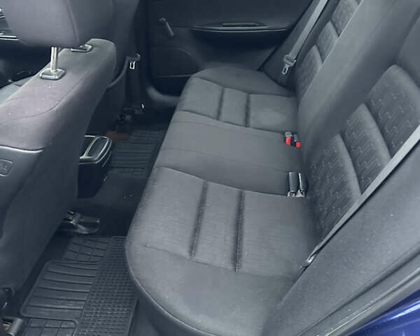 Синий Мазда 6, объемом двигателя 1.8 л и пробегом 168 тыс. км за 4800 $, фото 12 на Automoto.ua