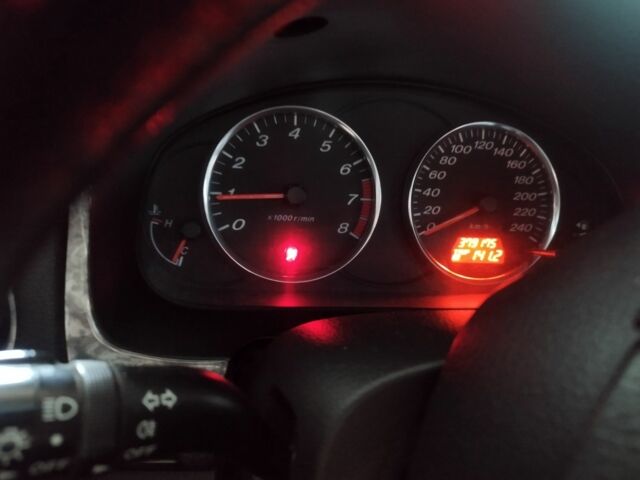 Синий Мазда 6, объемом двигателя 1.8 л и пробегом 379 тыс. км за 3300 $, фото 6 на Automoto.ua