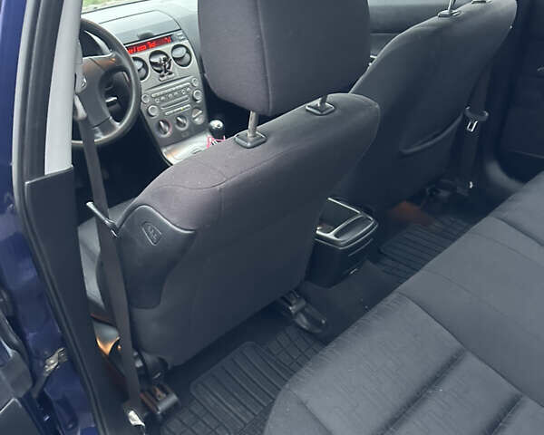 Синий Мазда 6, объемом двигателя 1.8 л и пробегом 168 тыс. км за 4800 $, фото 13 на Automoto.ua