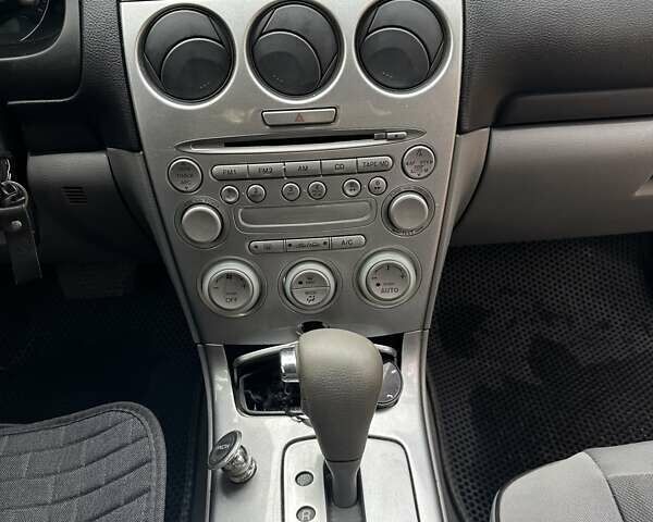 Синий Мазда 6, объемом двигателя 2 л и пробегом 286 тыс. км за 3800 $, фото 11 на Automoto.ua