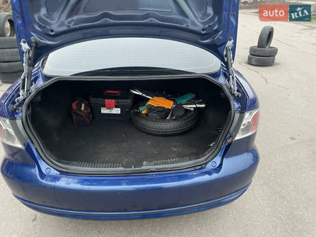 Синій Мазда 6, об'ємом двигуна 2 л та пробігом 367 тис. км за 3000 $, фото 4 на Automoto.ua