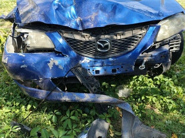 Синий Мазда 6, объемом двигателя 0 л и пробегом 230 тыс. км за 1001 $, фото 2 на Automoto.ua