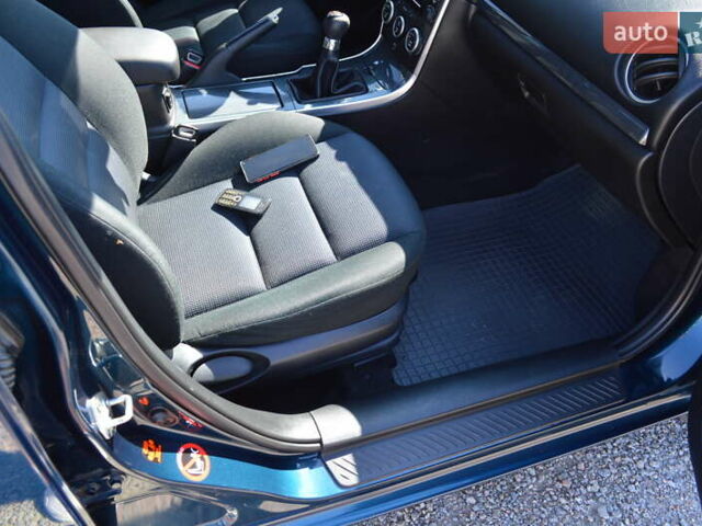 Синий Мазда 6, объемом двигателя 1.8 л и пробегом 170 тыс. км за 5300 $, фото 20 на Automoto.ua