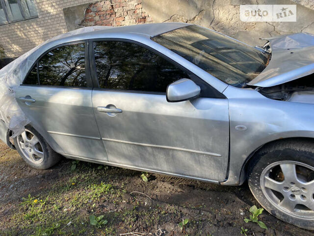 Синій Мазда 6, об'ємом двигуна 2 л та пробігом 290 тис. км за 1350 $, фото 7 на Automoto.ua