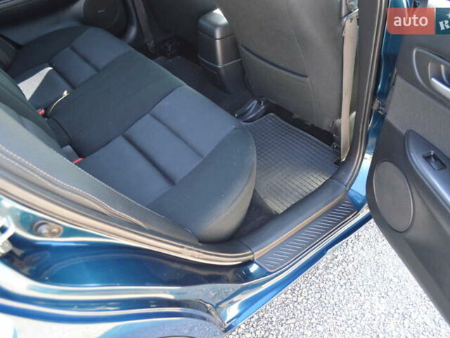 Синий Мазда 6, объемом двигателя 1.8 л и пробегом 170 тыс. км за 5300 $, фото 16 на Automoto.ua