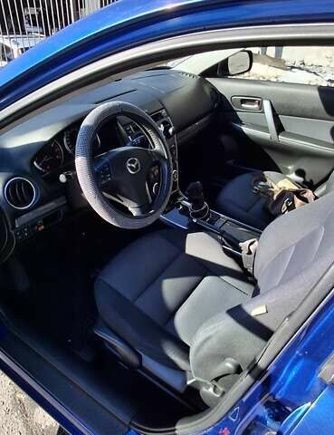 Синій Мазда 6, об'ємом двигуна 1.8 л та пробігом 248 тис. км за 4200 $, фото 6 на Automoto.ua