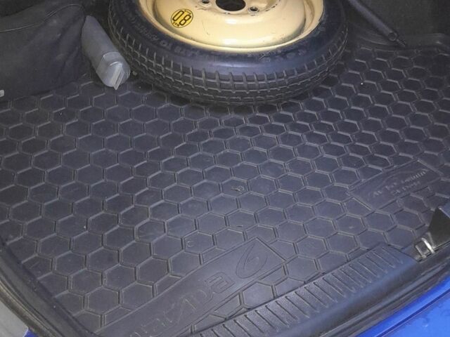 Синій Мазда 6, об'ємом двигуна 2 л та пробігом 270 тис. км за 4700 $, фото 18 на Automoto.ua