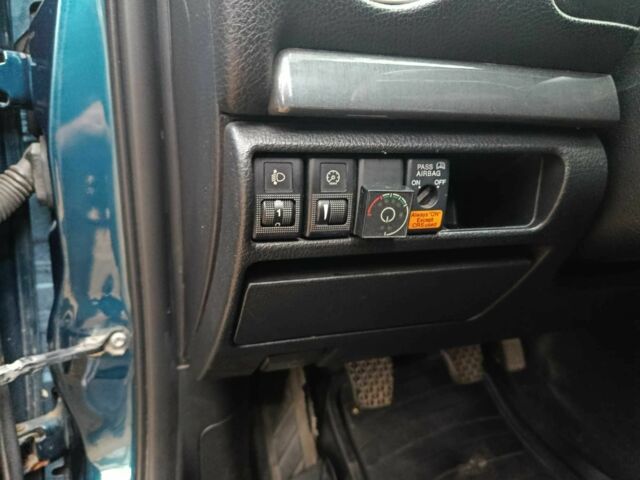 Синий Мазда 6, объемом двигателя 1.8 л и пробегом 230 тыс. км за 4800 $, фото 9 на Automoto.ua