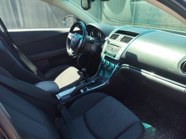 Синий Мазда 6, объемом двигателя 2 л и пробегом 320 тыс. км за 6900 $, фото 4 на Automoto.ua