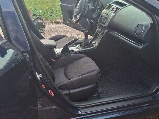 Синий Мазда 6, объемом двигателя 2 л и пробегом 234 тыс. км за 5000 $, фото 5 на Automoto.ua