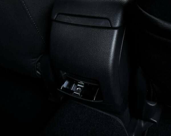 Синий Мазда 6, объемом двигателя 2 л и пробегом 174 тыс. км за 9900 $, фото 31 на Automoto.ua